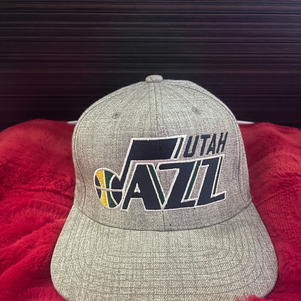 Utah Jazz Mitchell & Ness snap back hat